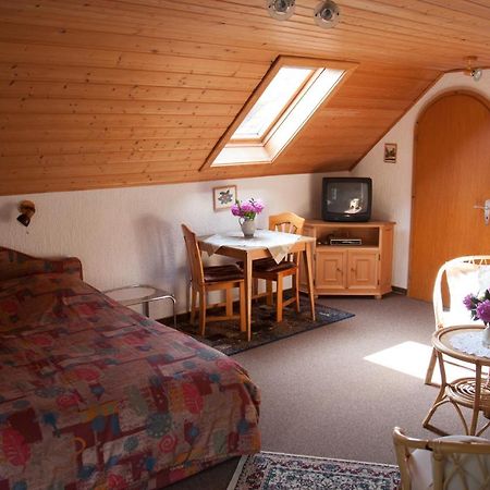 Haus Am Wald - Urlaub Am Nationalpark Apartment Langweiler  ภายนอก รูปภาพ