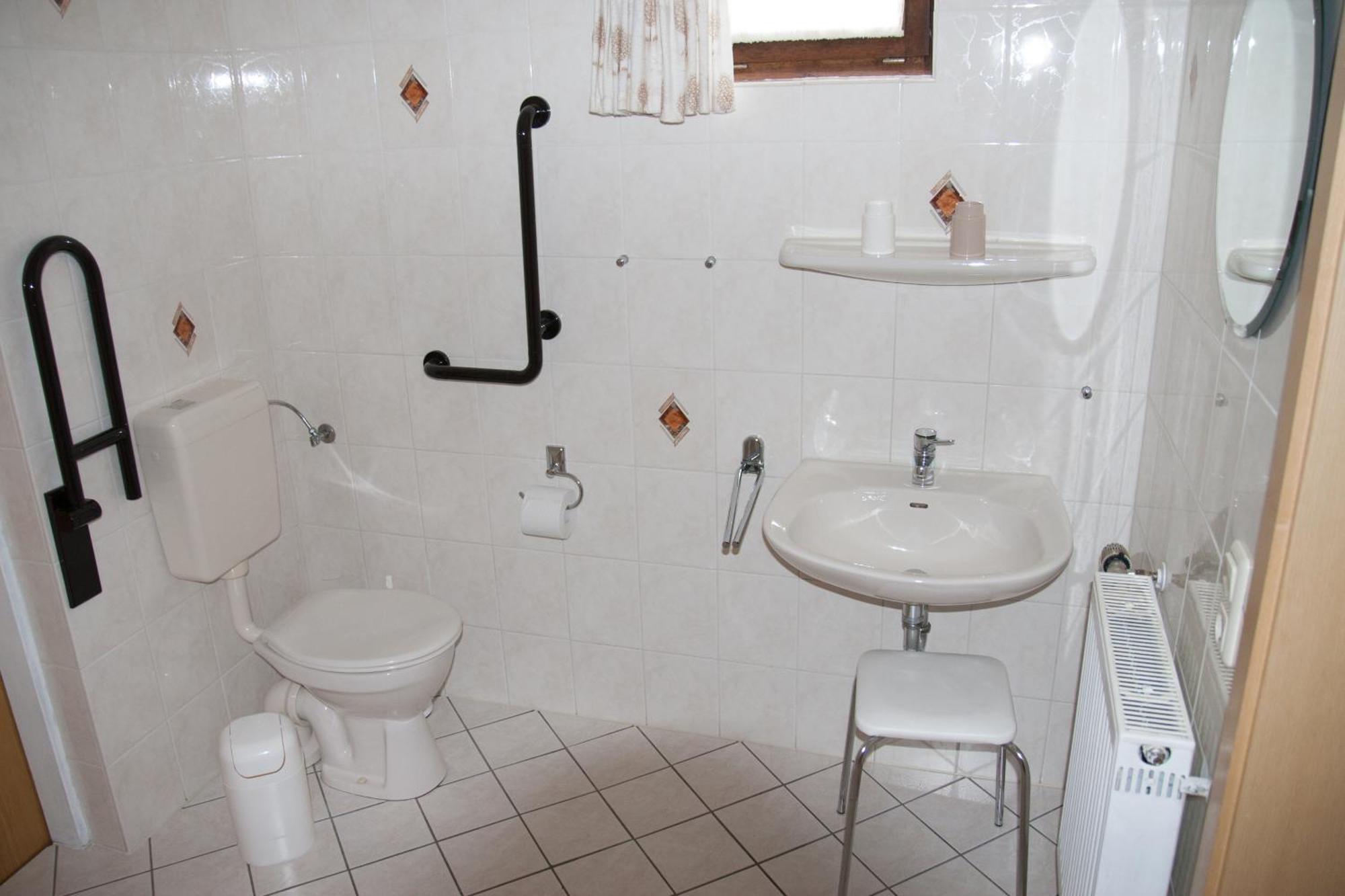 Haus Am Wald - Urlaub Am Nationalpark Apartment Langweiler  ห้อง รูปภาพ